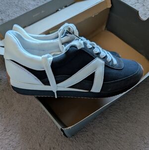 LOFT Black and White Women's Sneakers